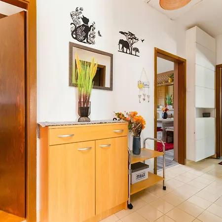 Luxury Seget Donji With Terrace And Sea View Apartment *