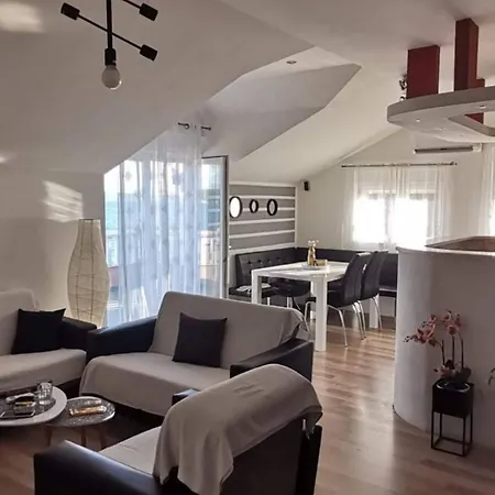Luxury Seget Donji With Terrace And Sea View *